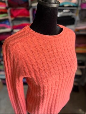 Women's Cable Knit Crewneck Cashmere Sweater - Coral Orange